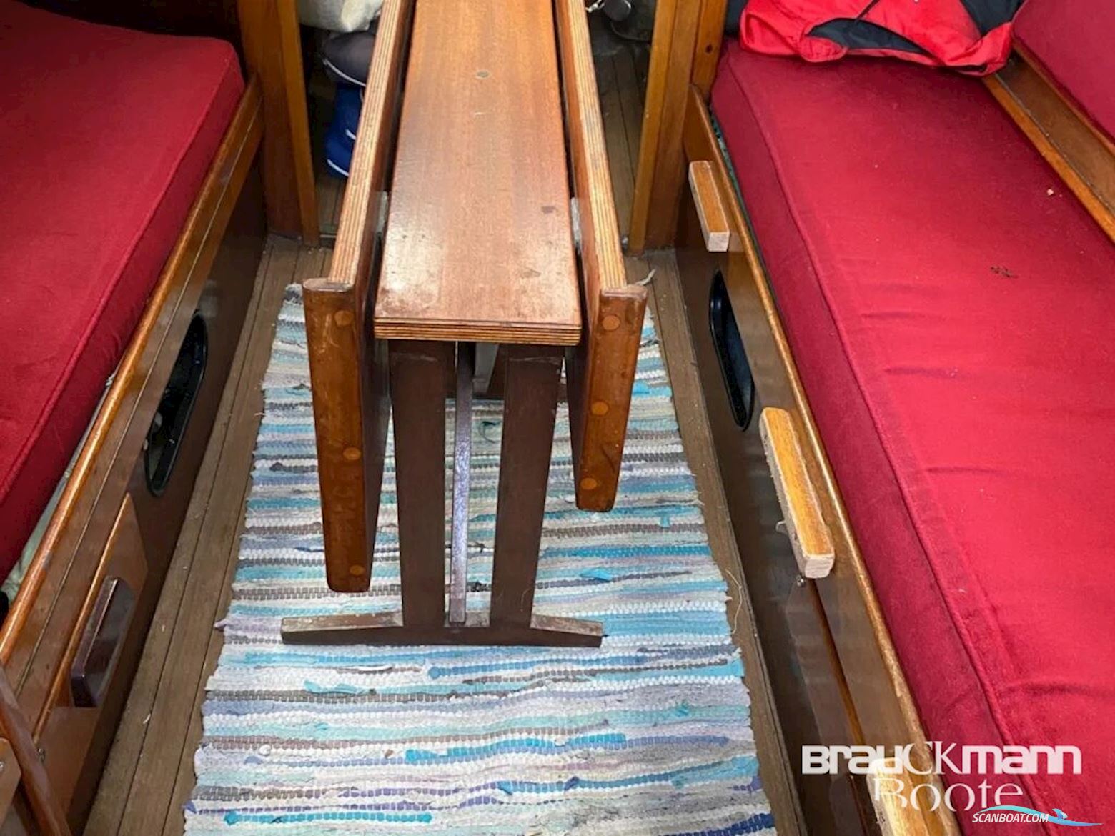 Van de Stadt Pioneer 9