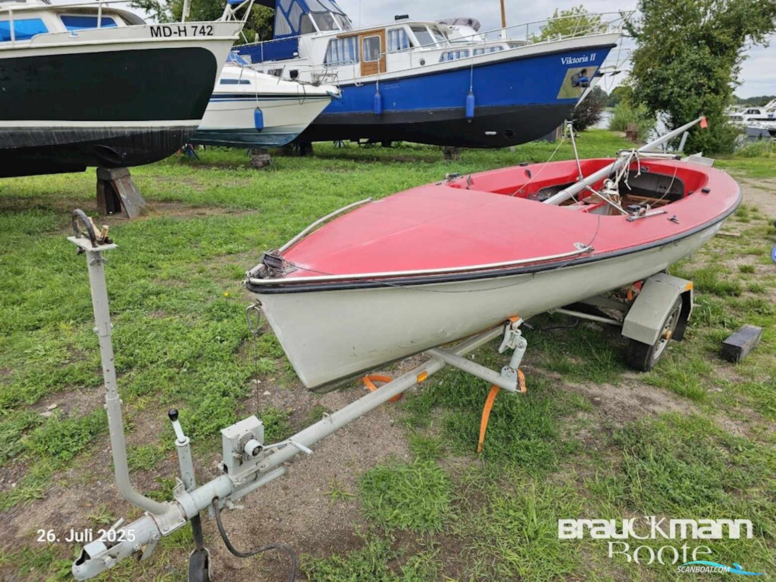 Veb Yachtwerft Berlin Yoxy Sejlbåd 1988, med Rhino motor, Tyskland