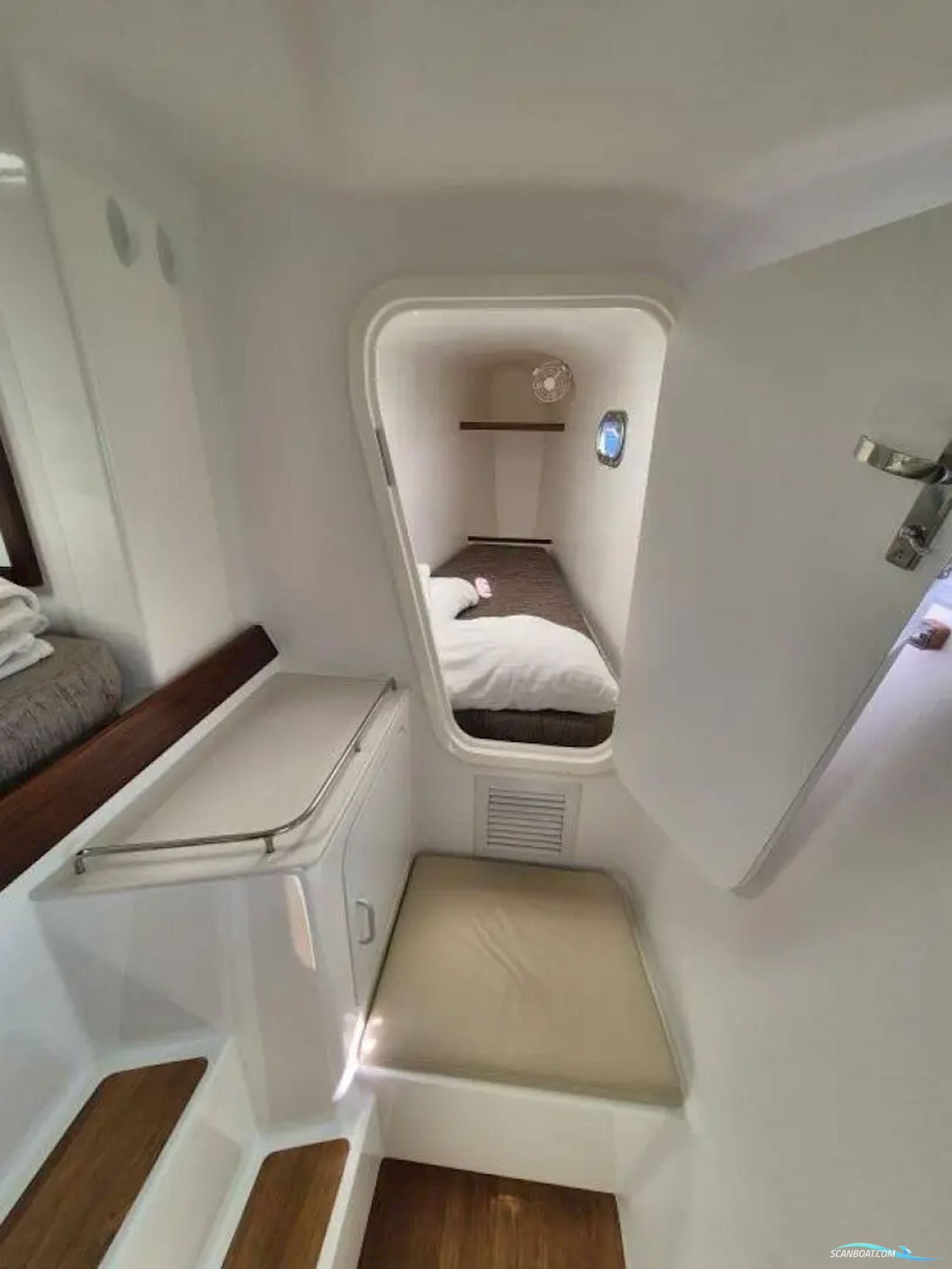 Voyage Yachts 480e