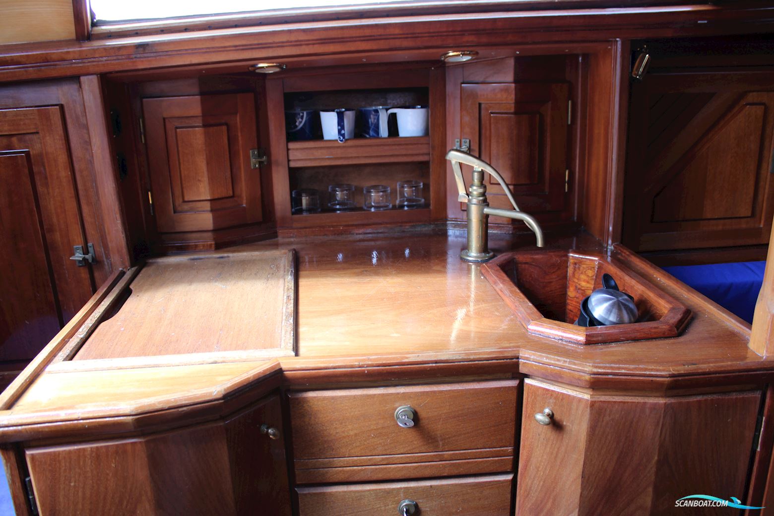Waarschip 10.10