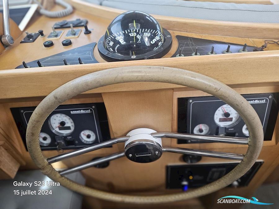 Wauquiez 60 Pilot Saloon