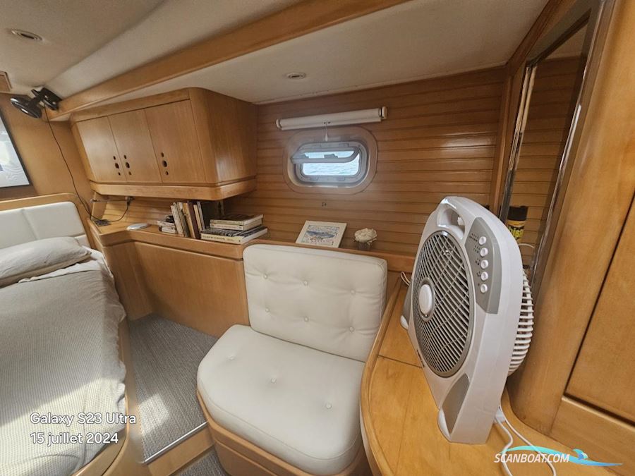 Wauquiez 60 Pilot Saloon