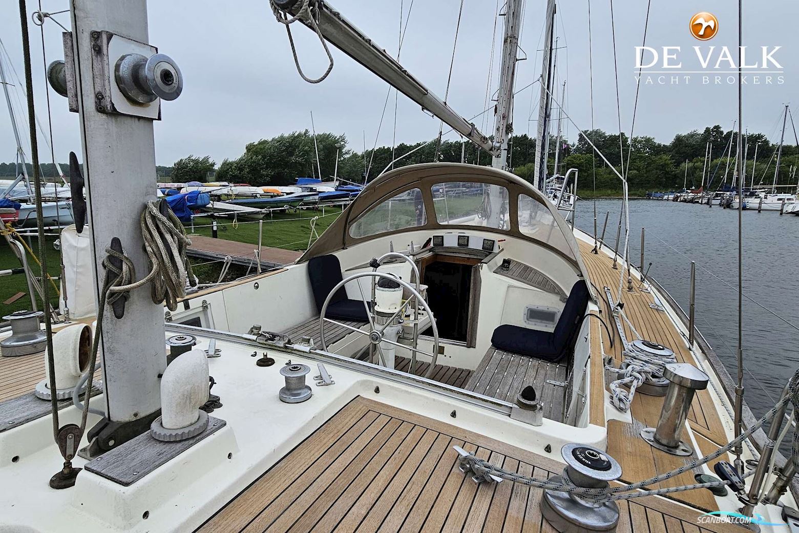 Wauquiez Amphitrite 43