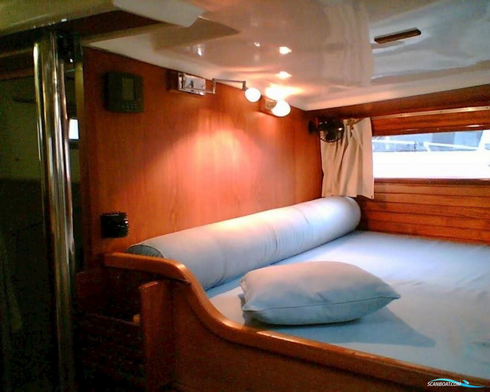 Wauquiez Amphitrite 43