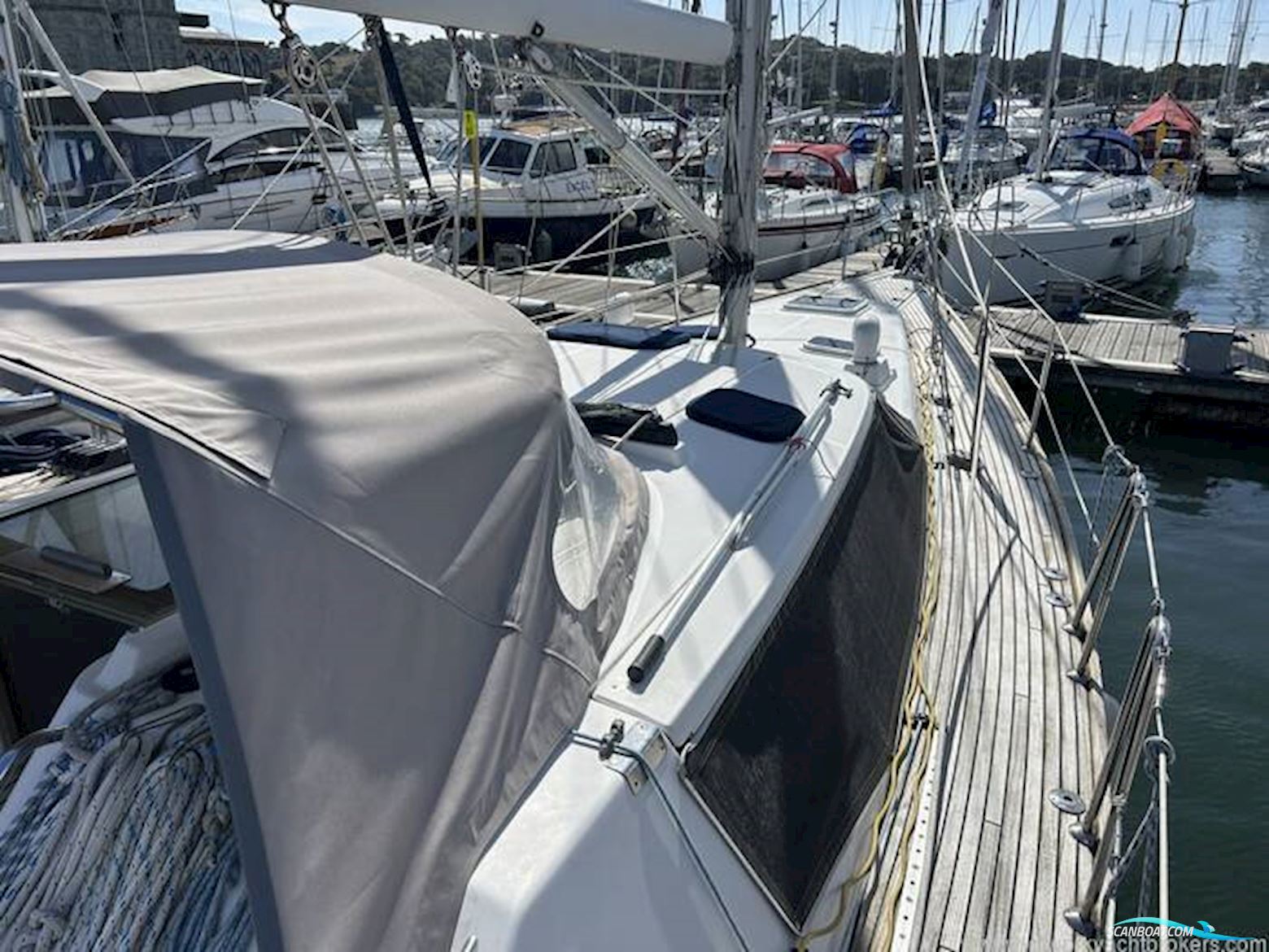 Wauquiez Pilot Saloon 40