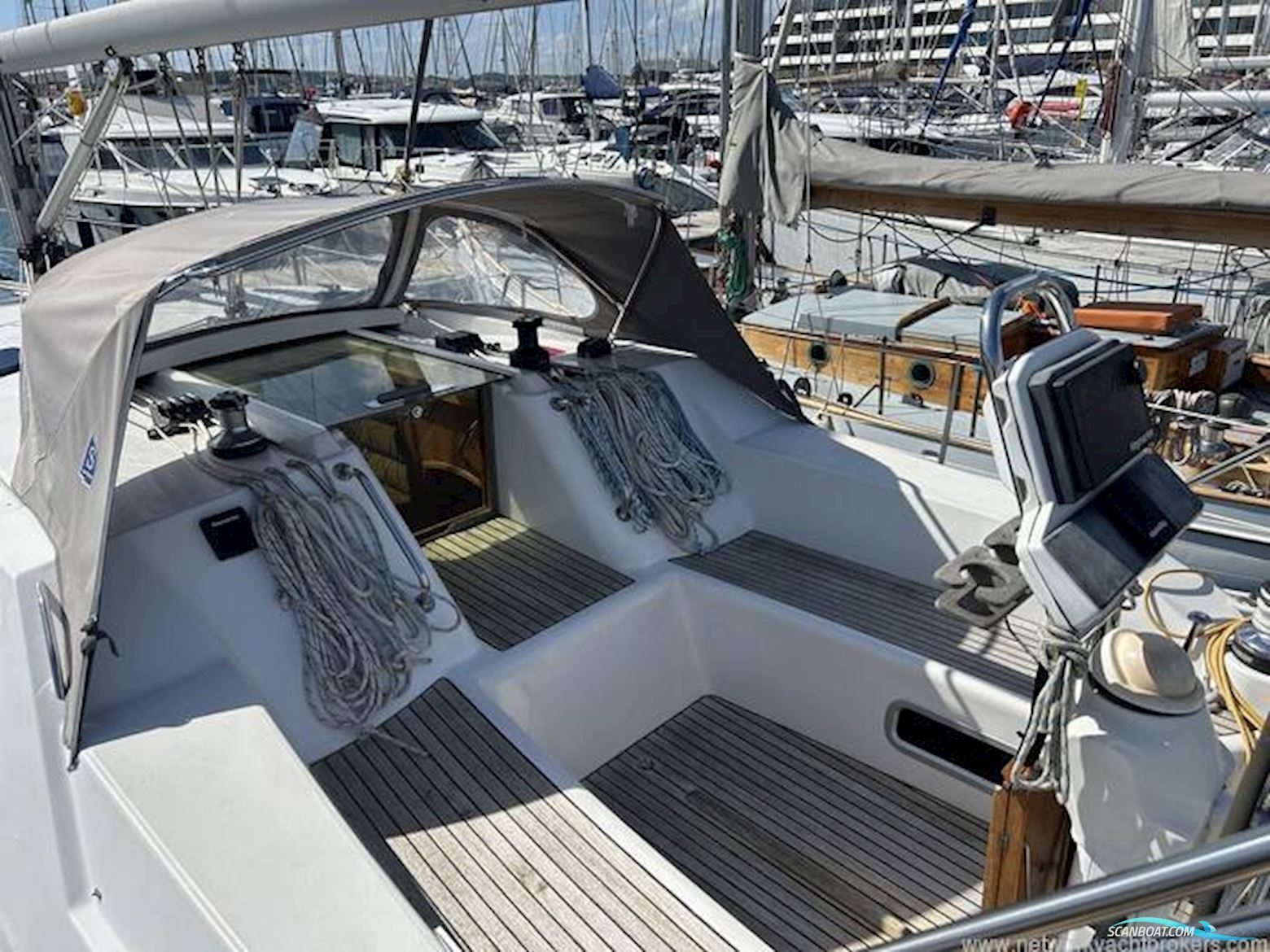 Wauquiez Pilot Saloon 40
