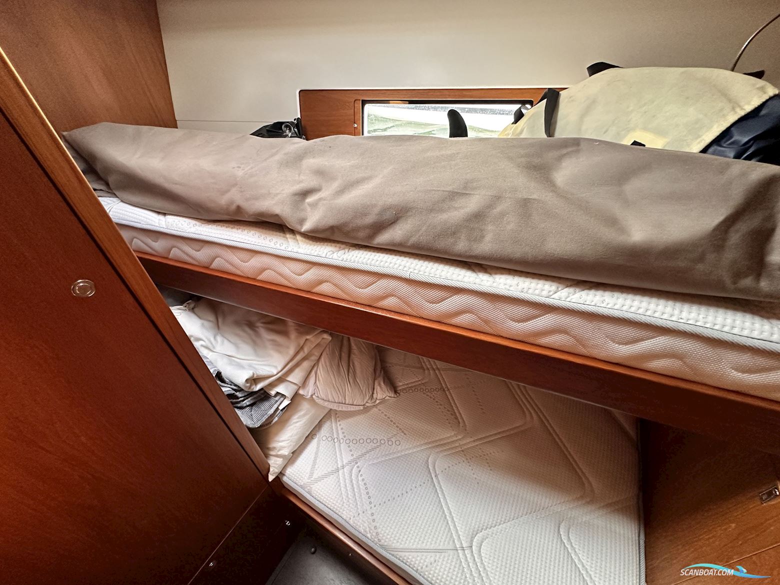 Wauquiez Pilot Saloon 48