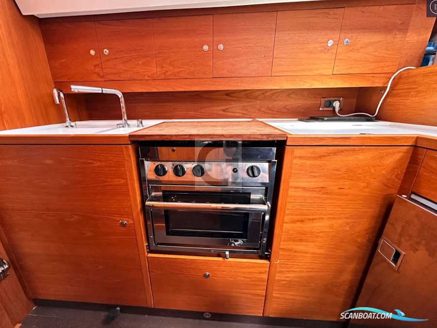 Wauquiez Pilot Saloon 48