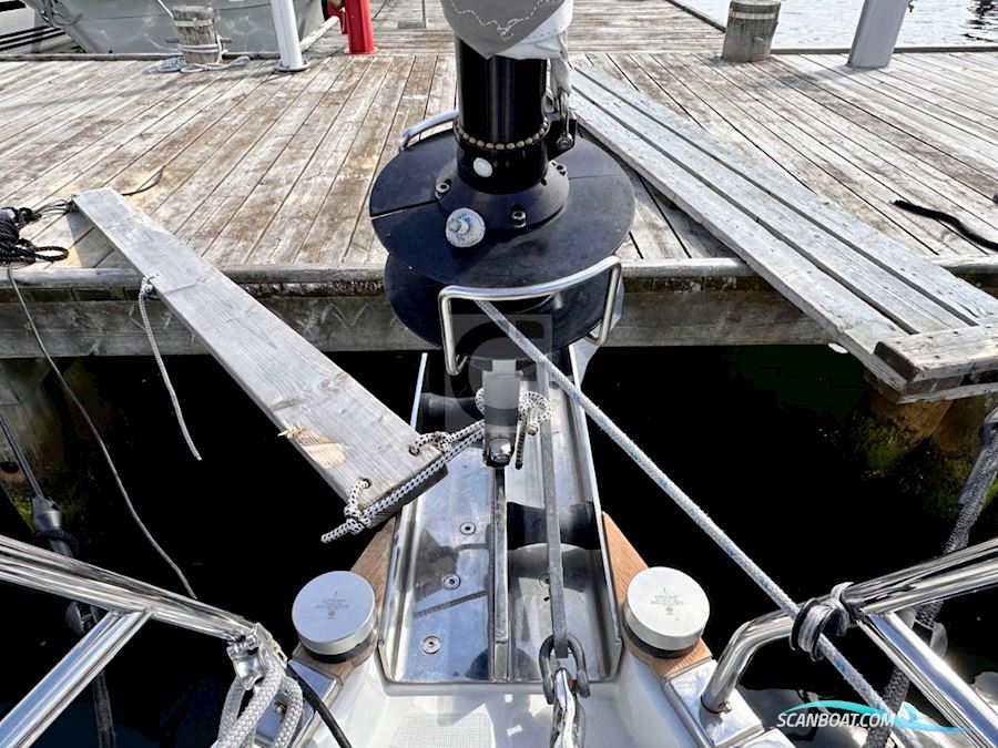 Wauquiez Pilot Saloon 48