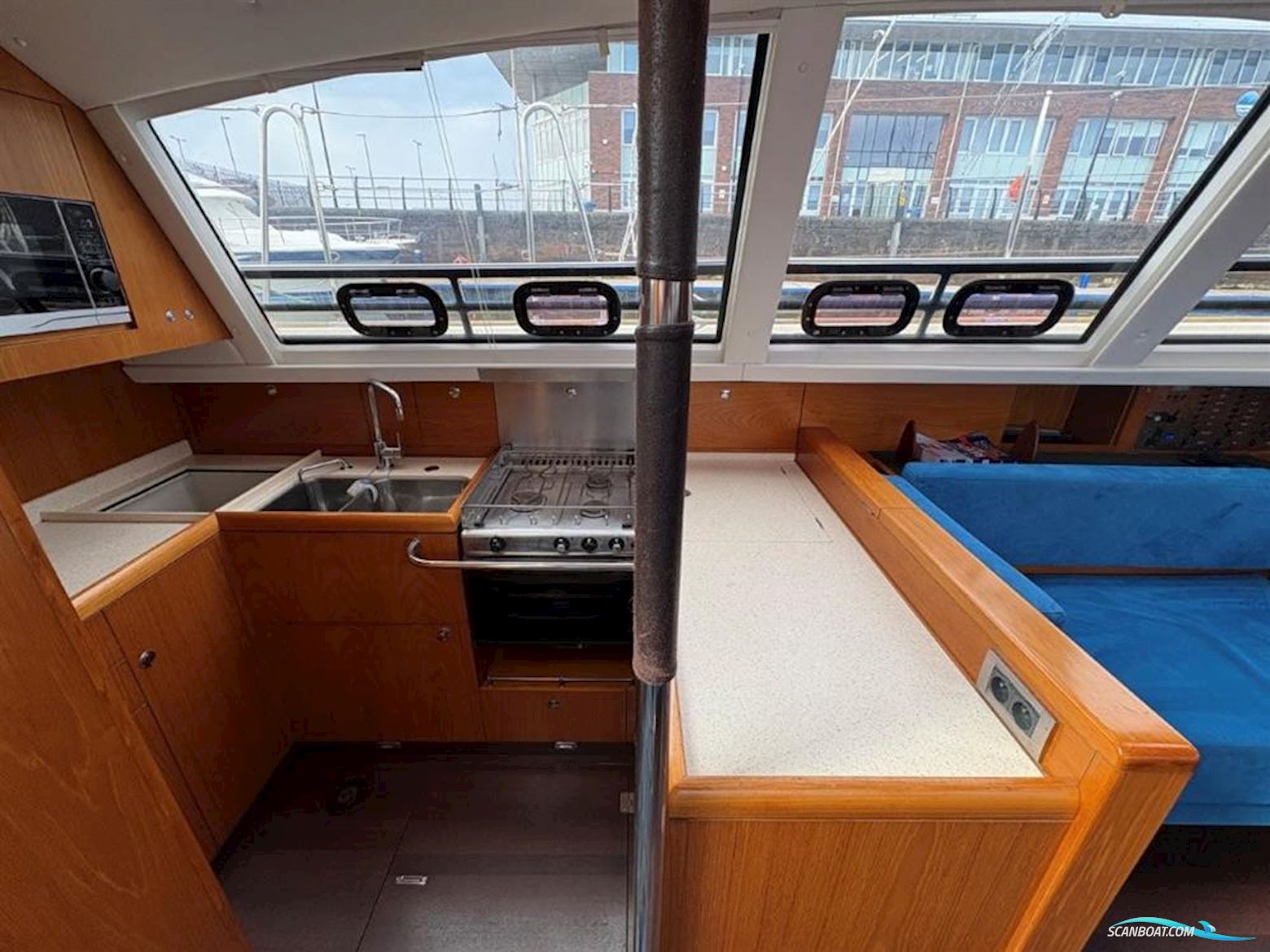 Wauquiez Pilot Saloon 55