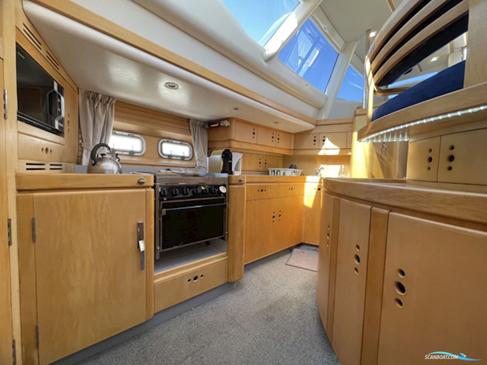 Wauquiez Pilot Saloon 60