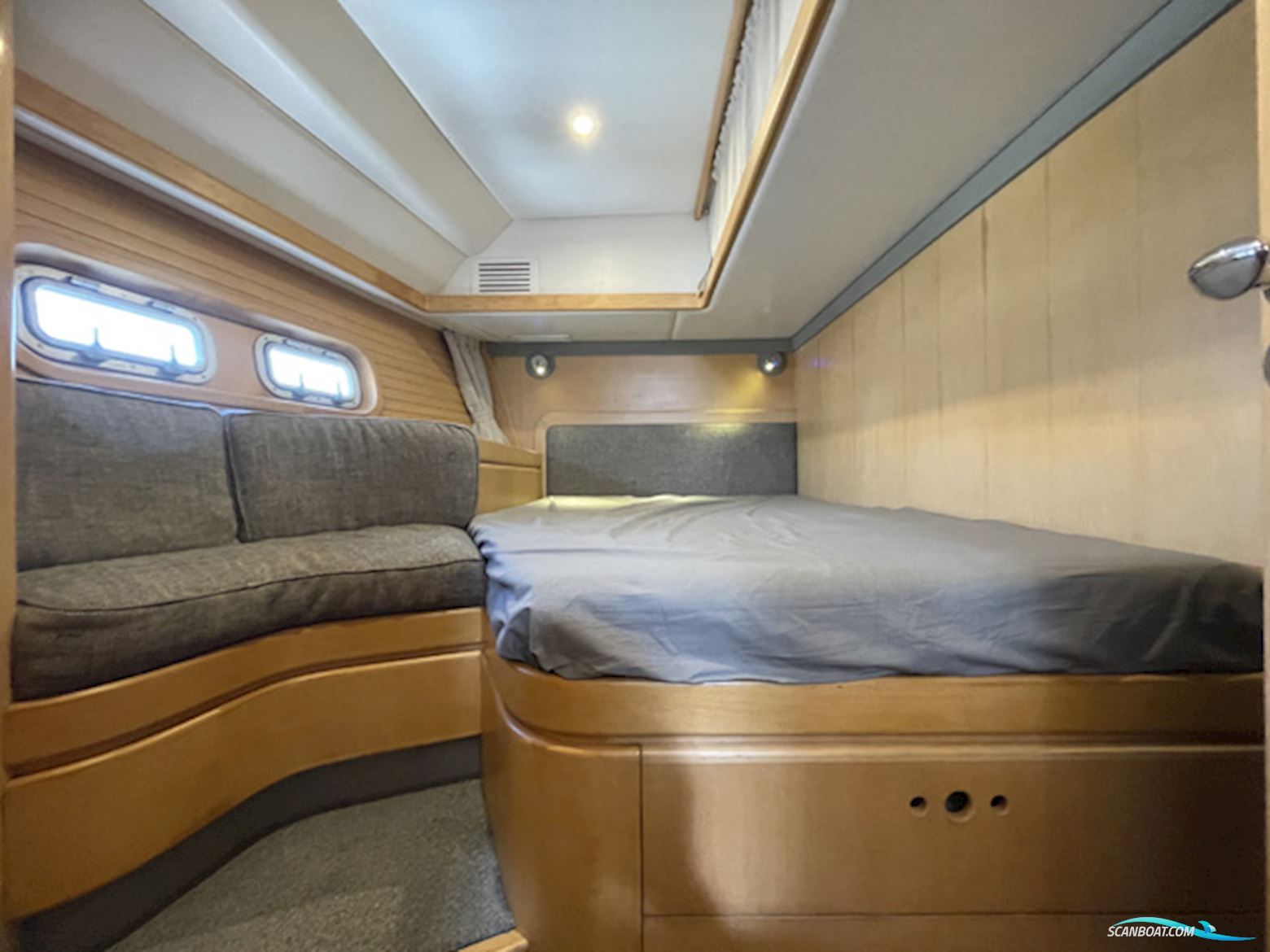 Wauquiez Pilot Saloon 60