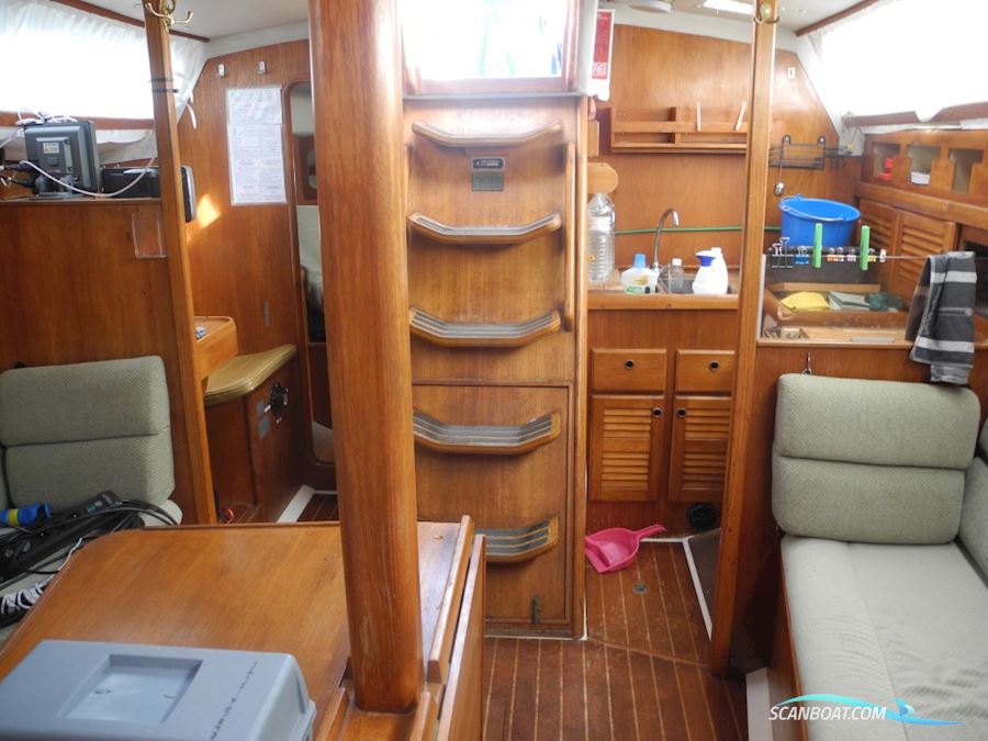 Westerly Falcon 35