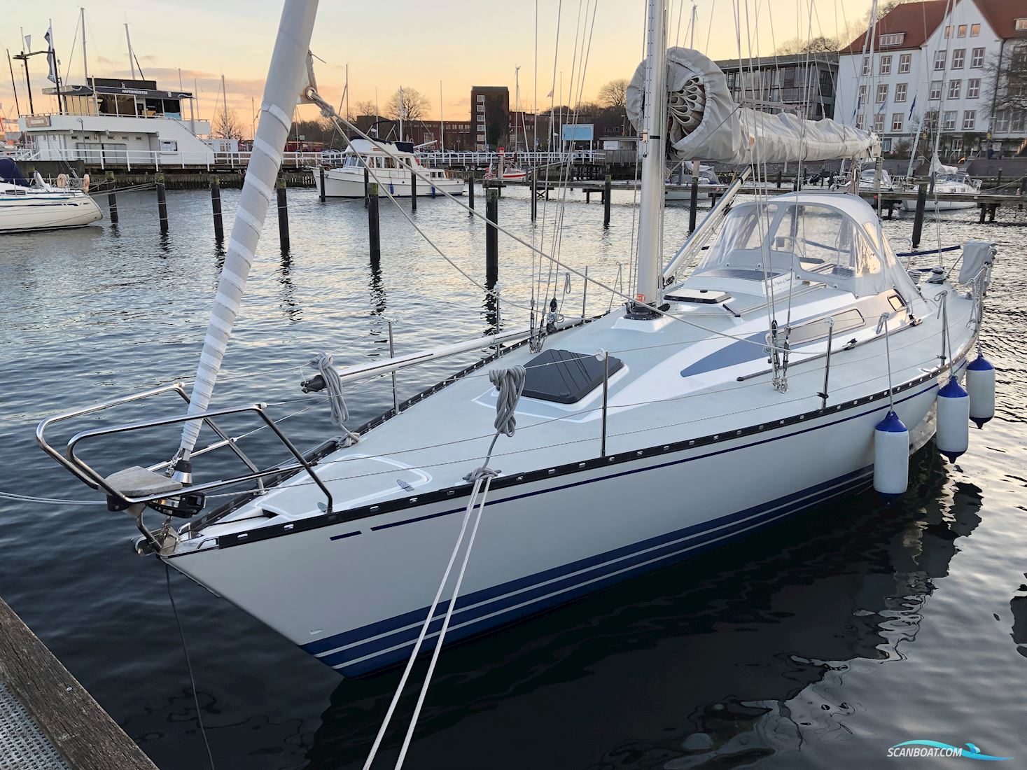 X-372 Sport