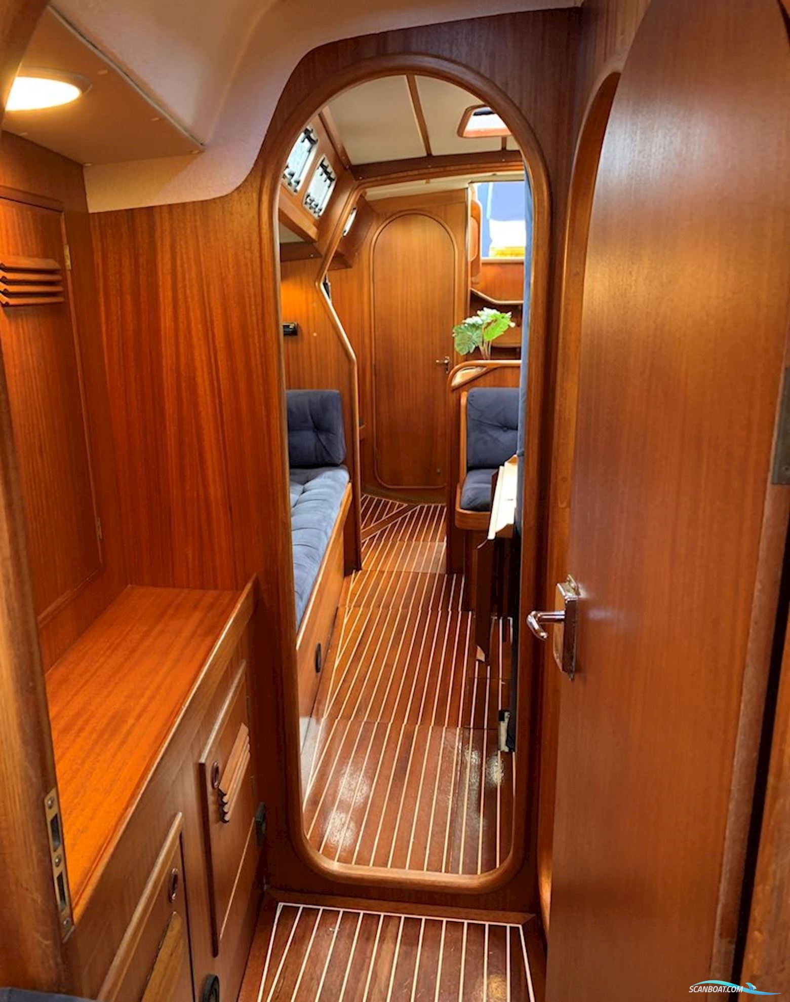 X-402, meget velholdt, NEDSAT til 575000,-. SOLGT