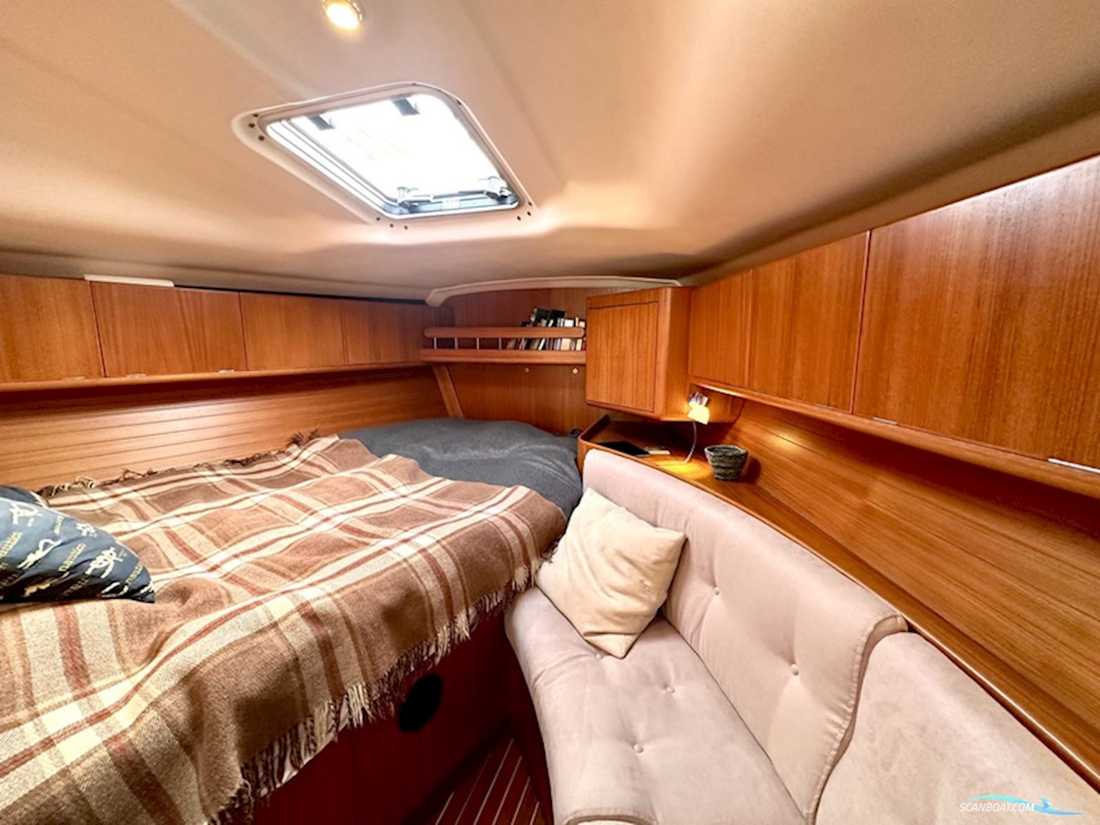 X-442 X-Yacht