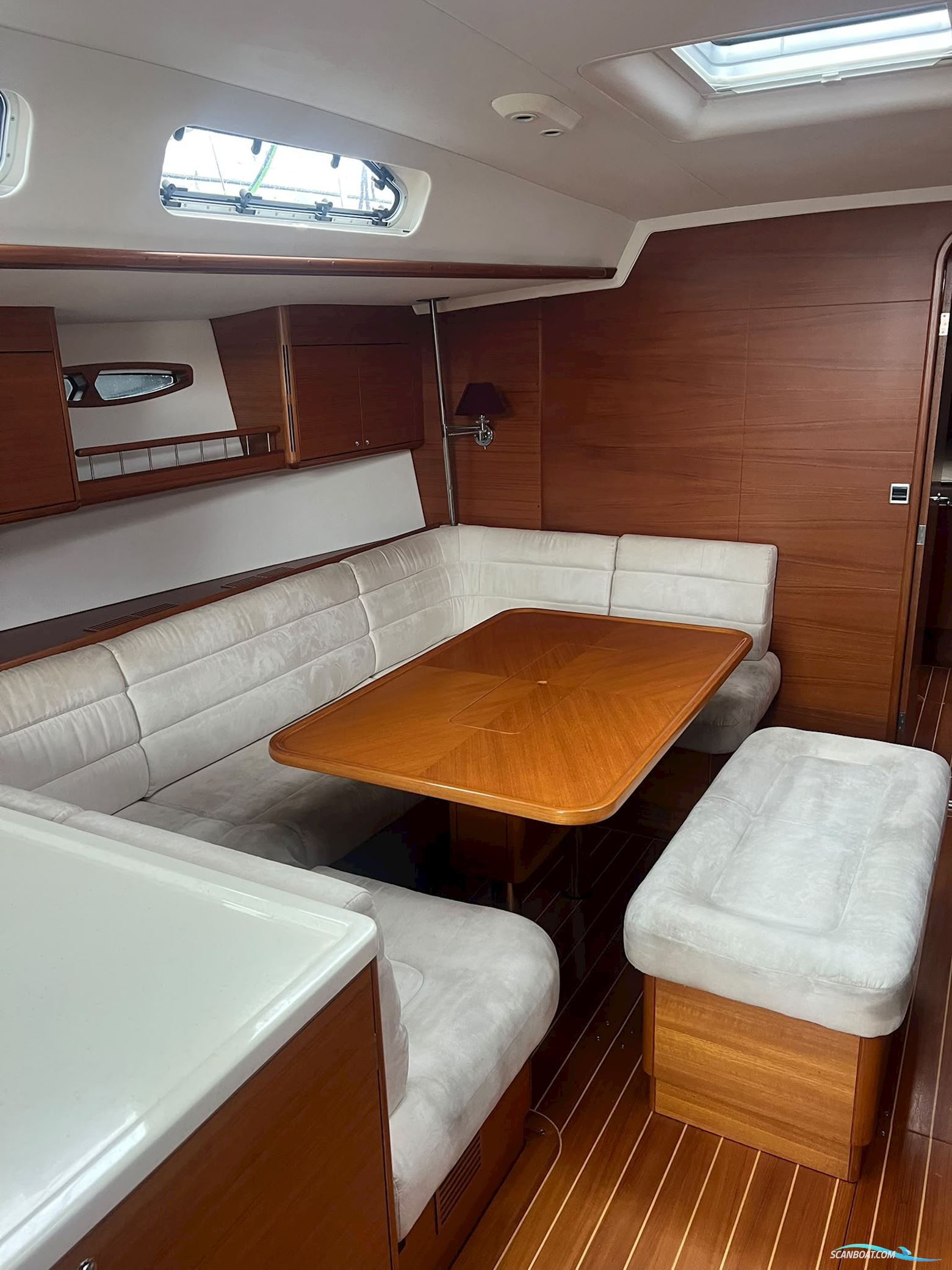 X-Yachts 55
