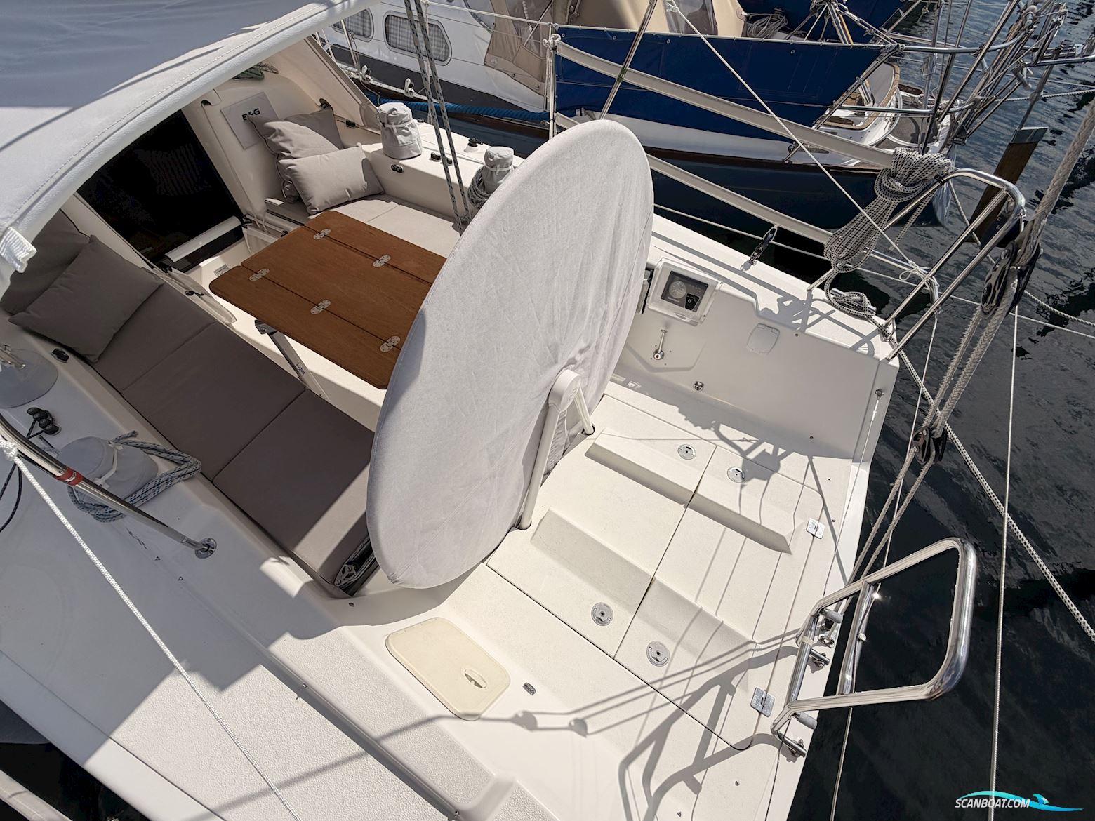 X-Yachts X-35