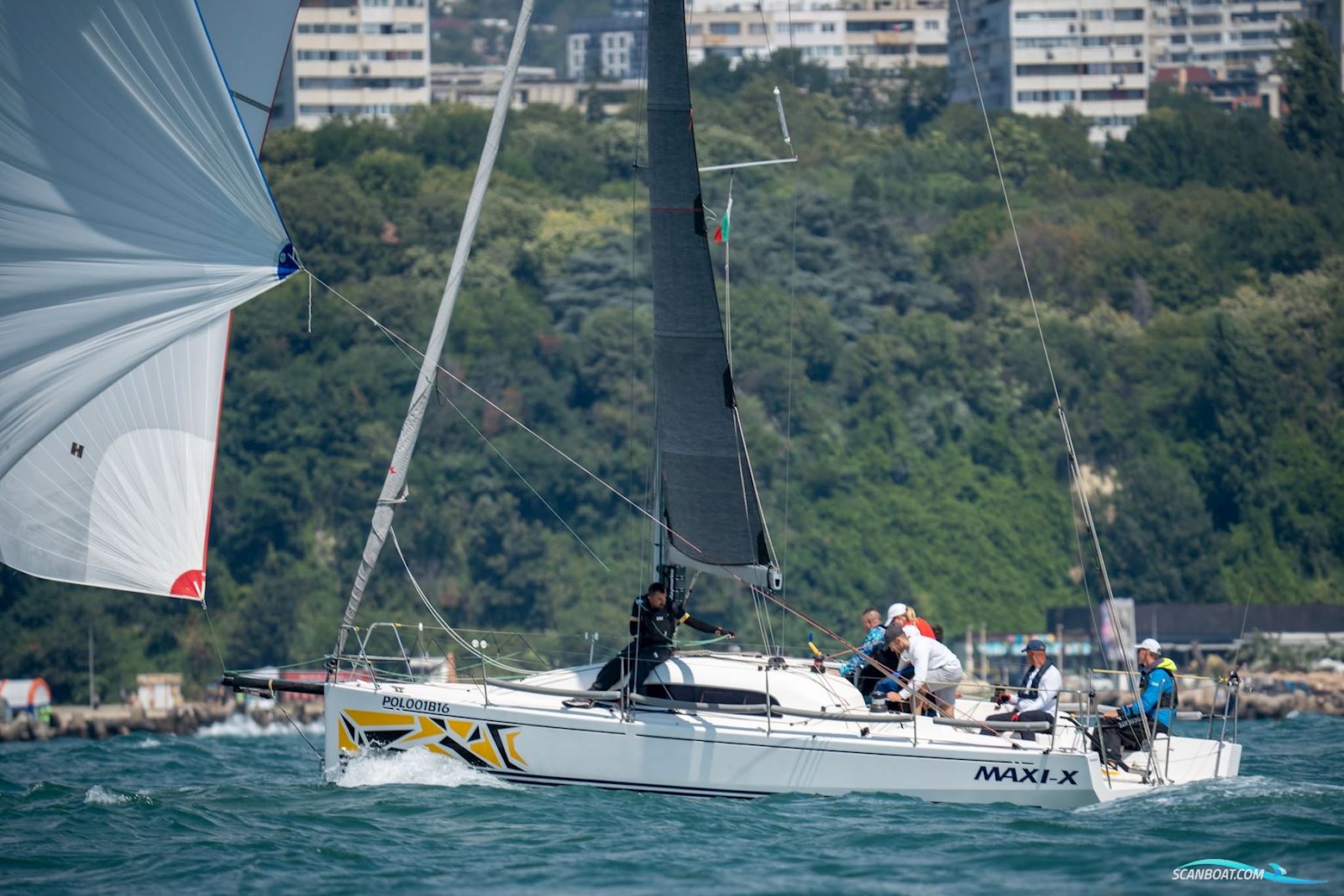 X-Yachts XP-33