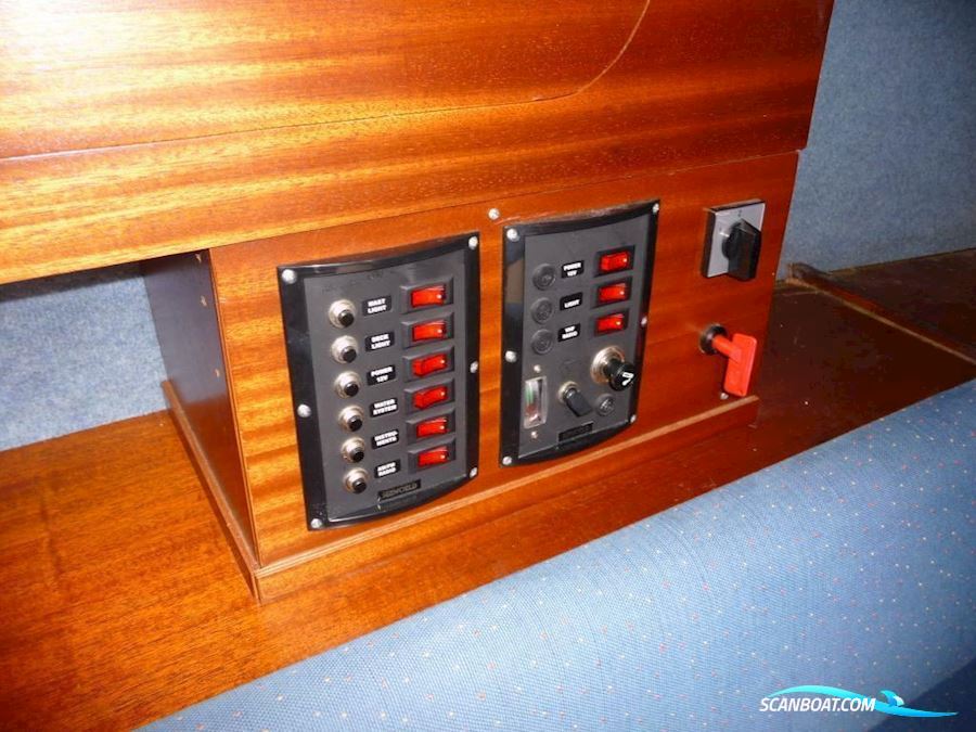 X79