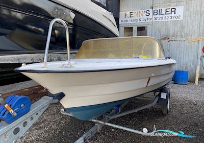 Selco 13 Nyere Motor 1990, med Suzuki DT30 motor, Danmark