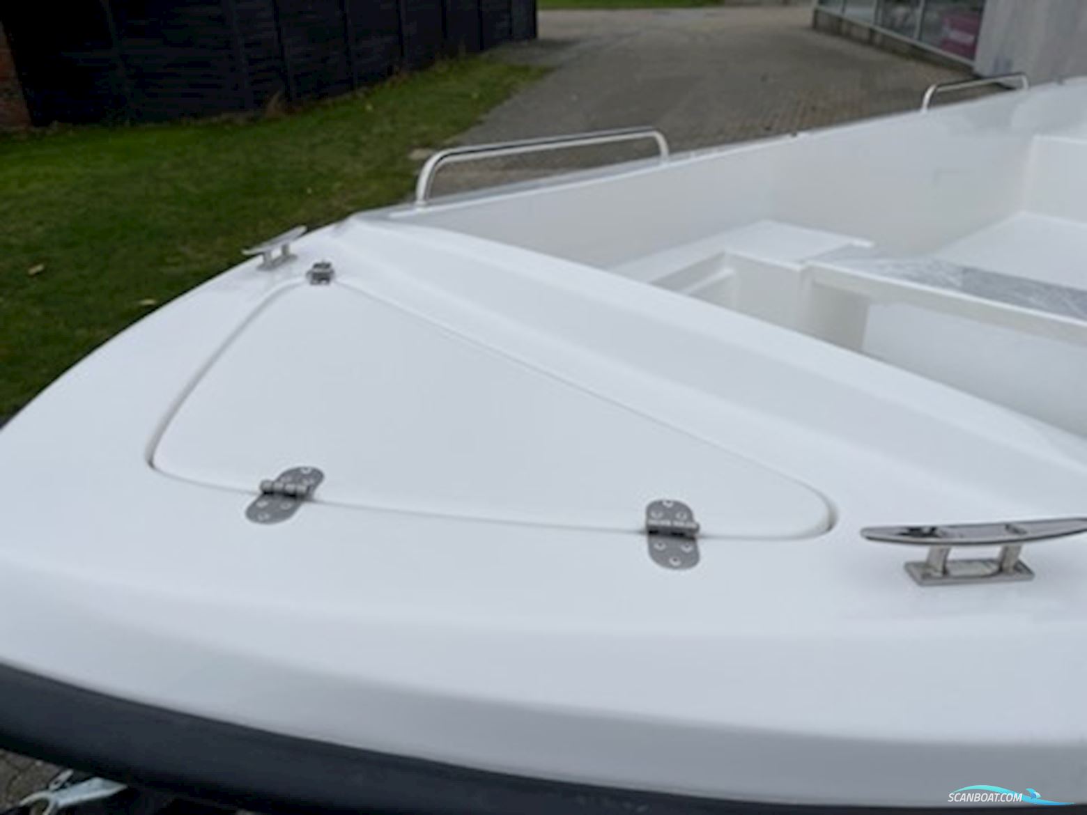 550 Nordic Fisk Med Dobbelt Skrog -