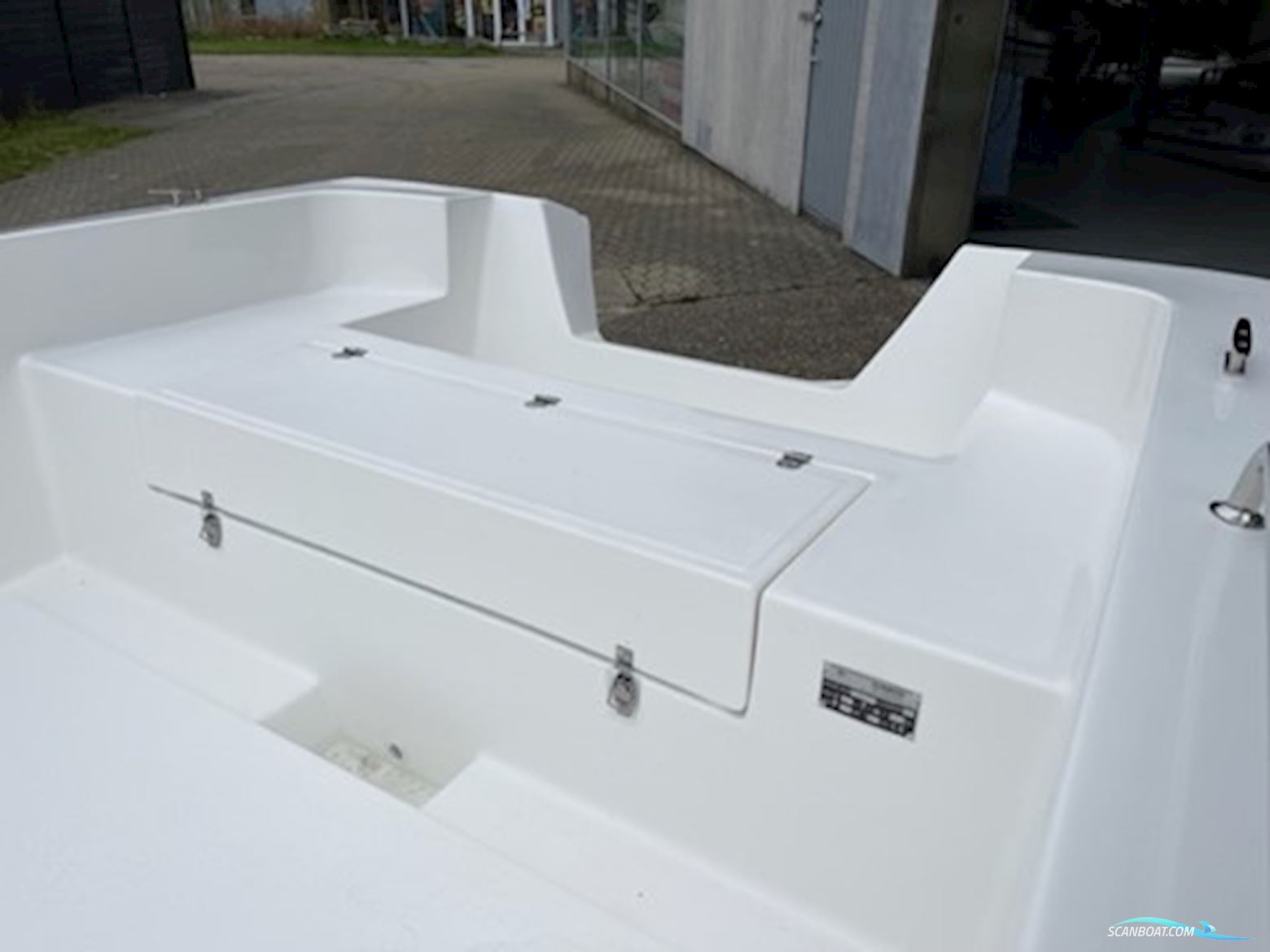 550 Nordic Fisk Med Dobbelt Skrog -