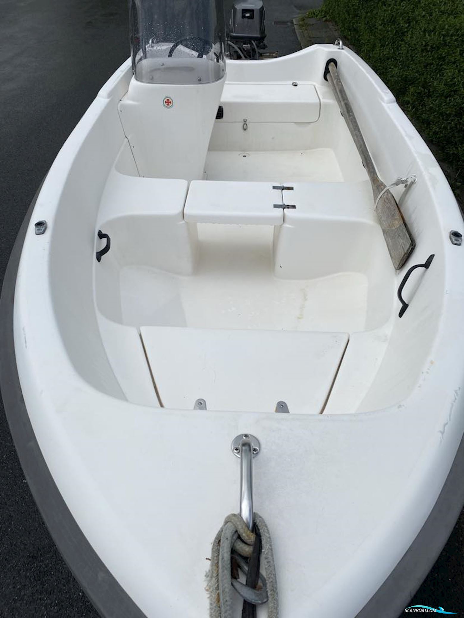 Bella 444R med 25 hk Tohatzu