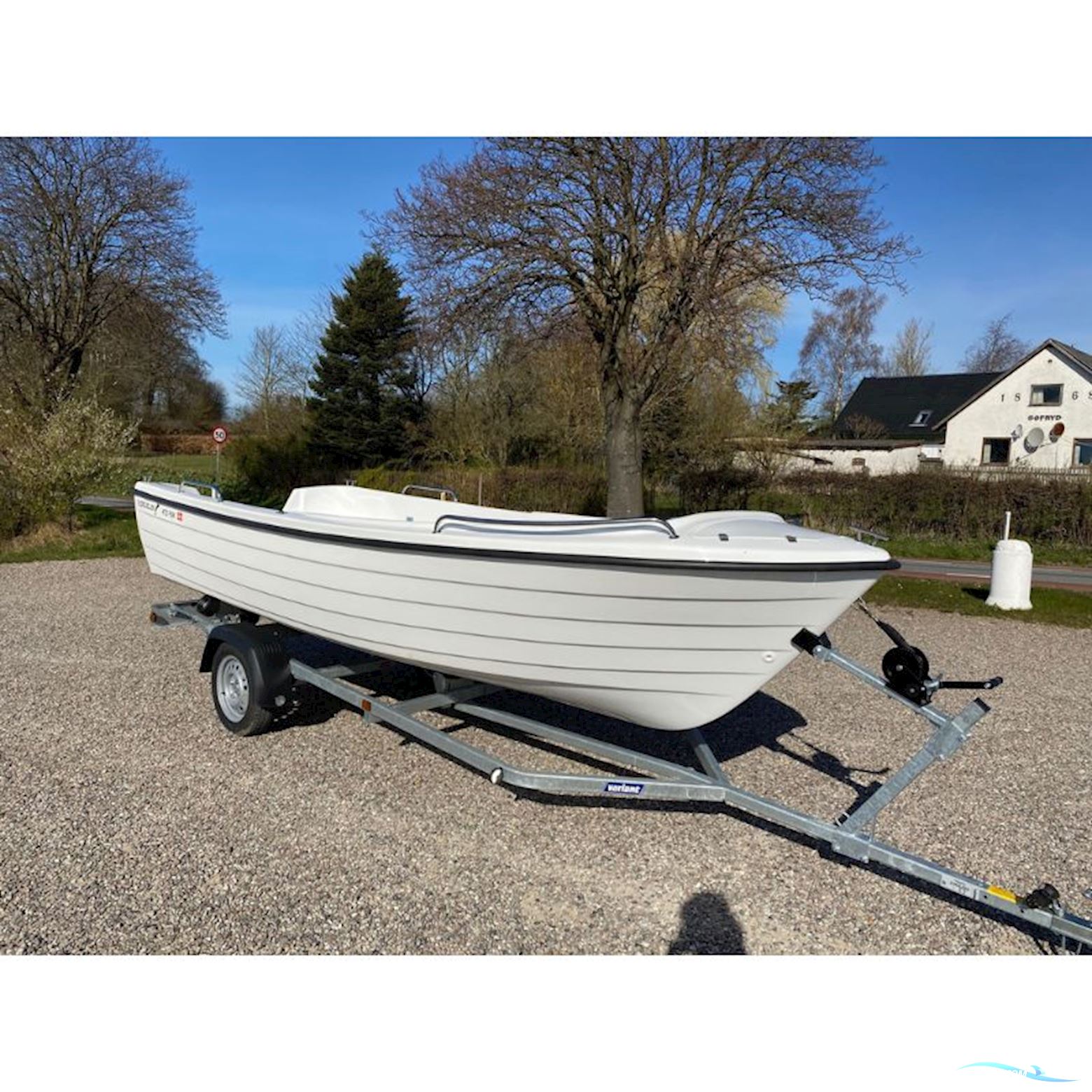 Fjordjollen 470 Fisk - Jolle med F9,9 JMHL påhængsmotor