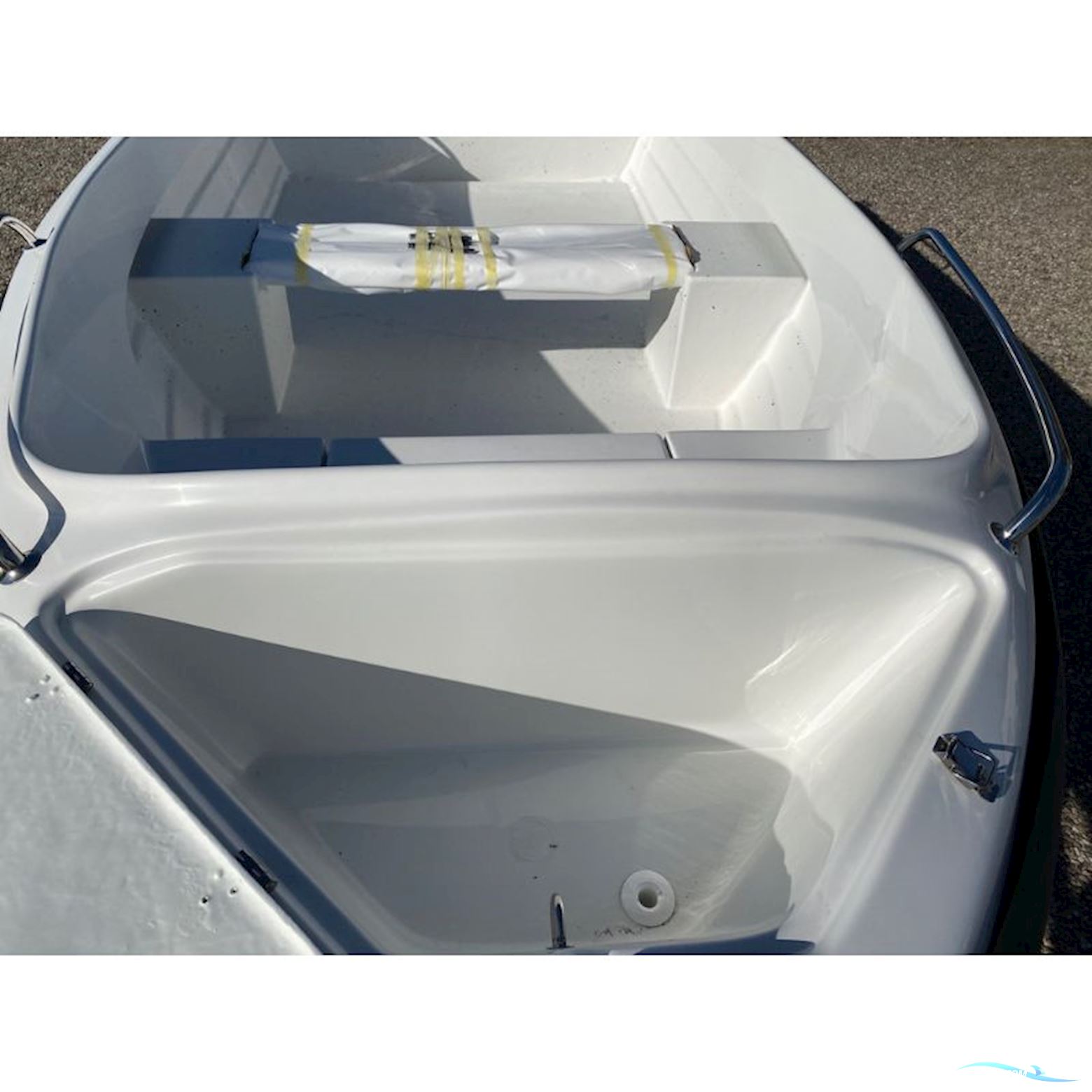 Fjordjollen 470 Fisk - Jolle med F9,9 JMHL påhængsmotor