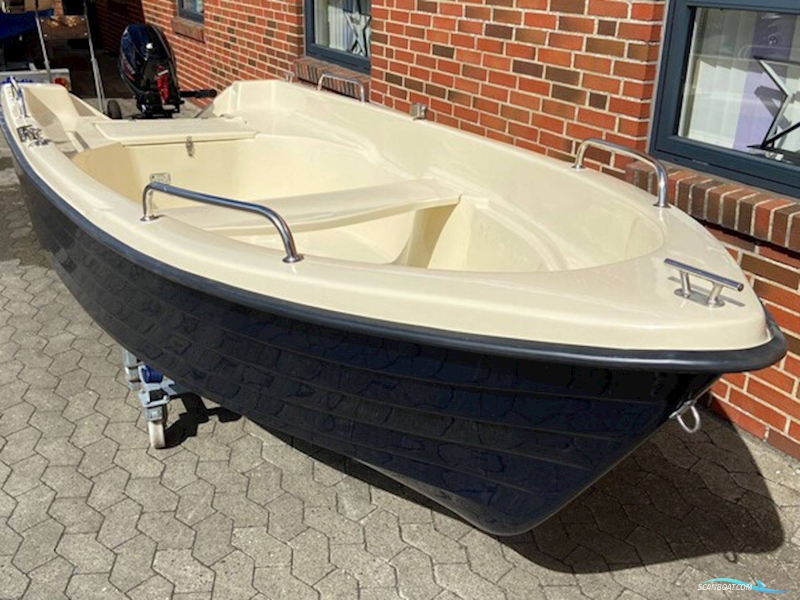 HTB jolle 405 Wile m/Mercury F9,9 hk MH 4-takt - KAMPAGNEPRIS !