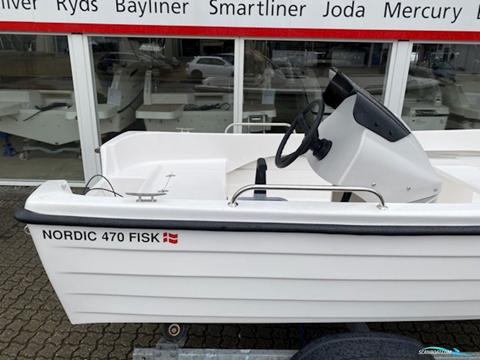 Nordic 470 Fisk med styrepult