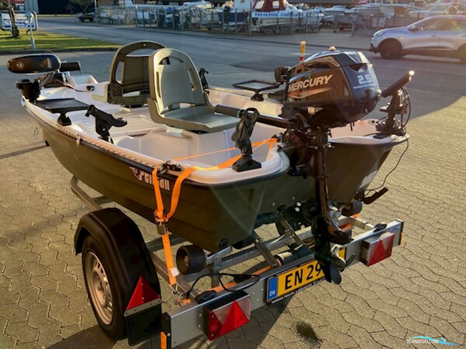 Pelican Predator 103 m/Mercury F2,5 hk 4-Takt - NU Nedsat KR. 5.000,- !