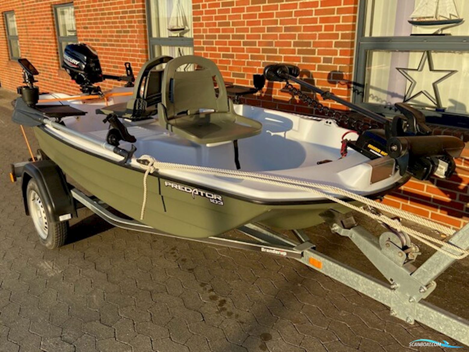 Pelican Predator 103 m/Mercury F2,5 hk 4-Takt - Solgt !