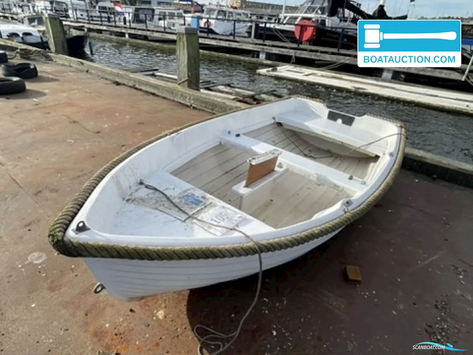 Roeiboot 350 Småbåt , Holland