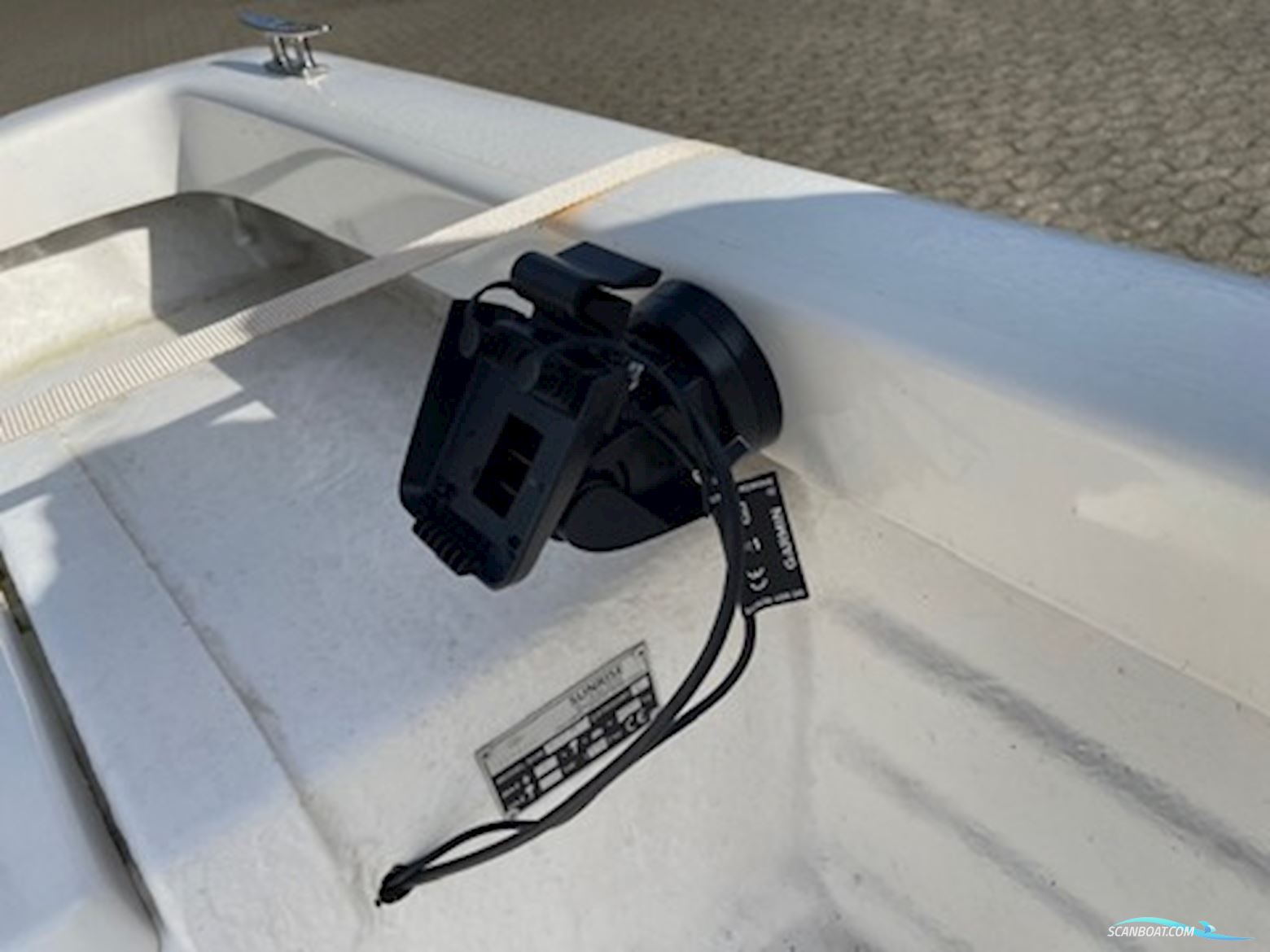 Sea Explore 405 med Honda 4 hk samt trailer