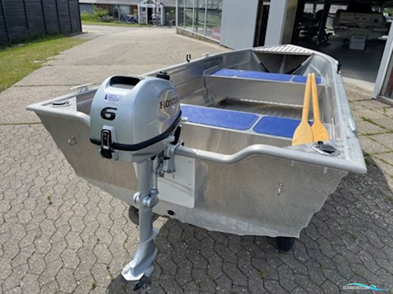 Smartliner 130 ALU med Honda 6 hk samt jolle vogn