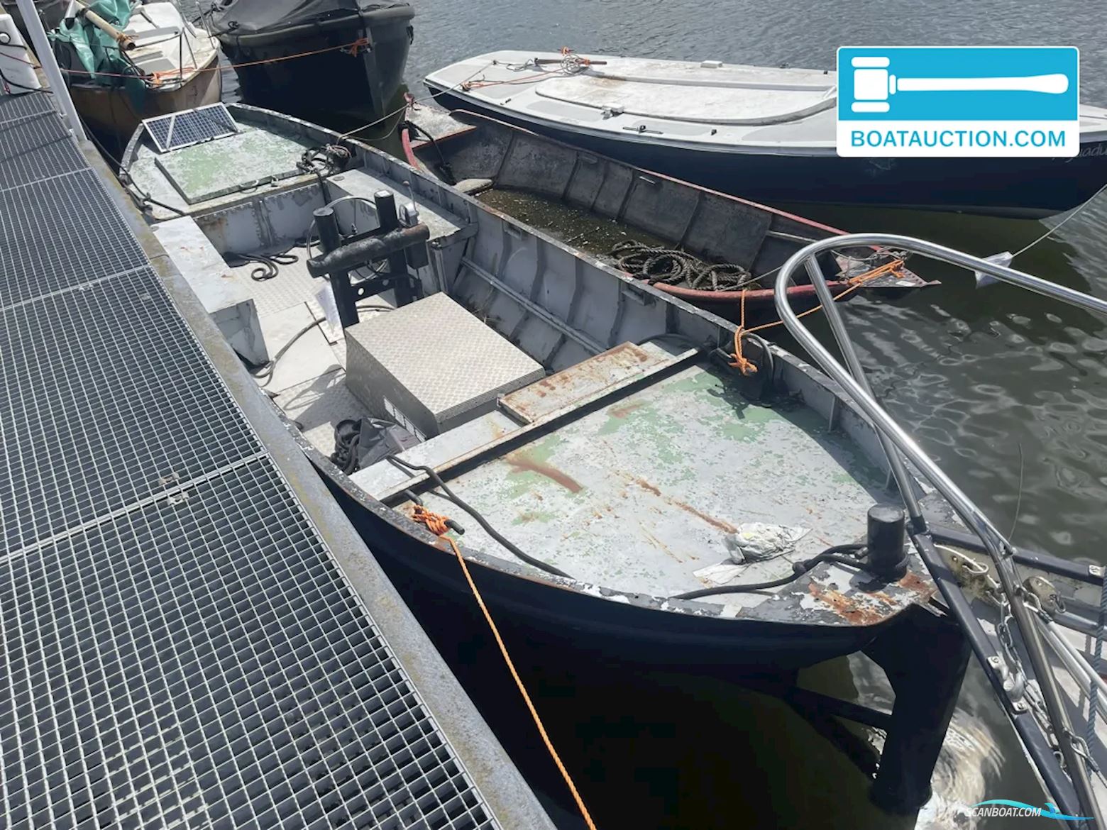 Vlet 700 Småbåt , med onbekend motor, Holland