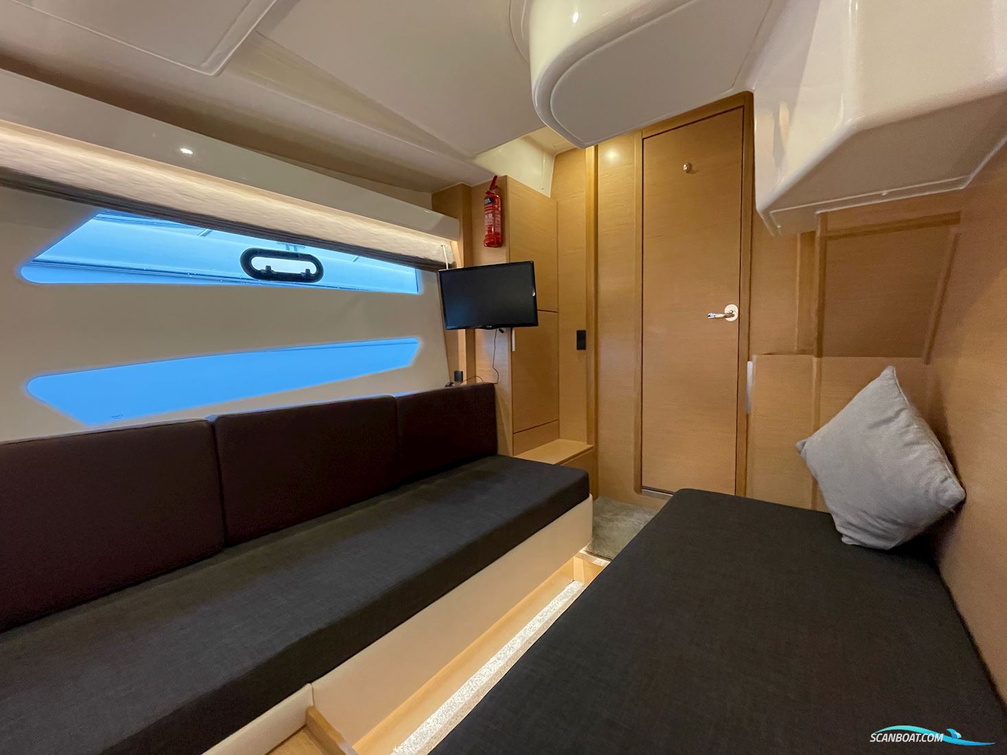 Bavaria Sport 450 Coupe