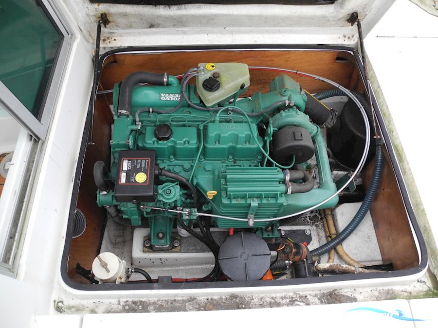 Beneteau Antares 700 P