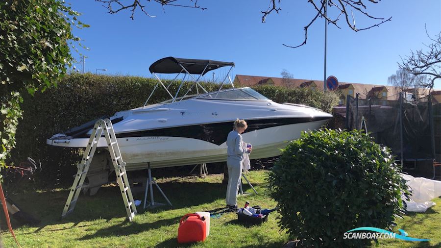 Campion 705 Allante SC - Stor Badeplatform