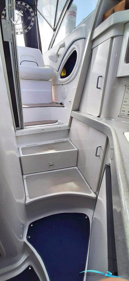 Chris Craft Crowne 25