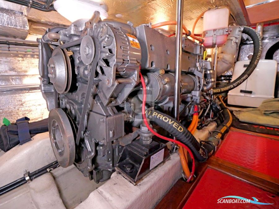 Dale Nelson 38 Aft Cabin