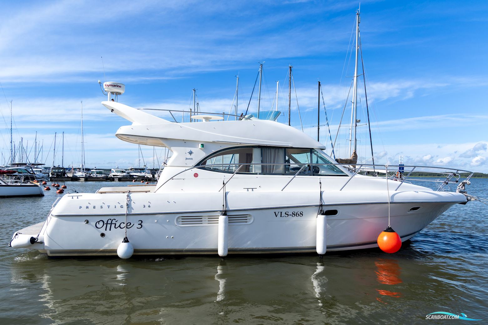 Jeanneau 36 Prestige Speedbåd 2005, med Volvo-Penta D6 370 hp. motor, Estland