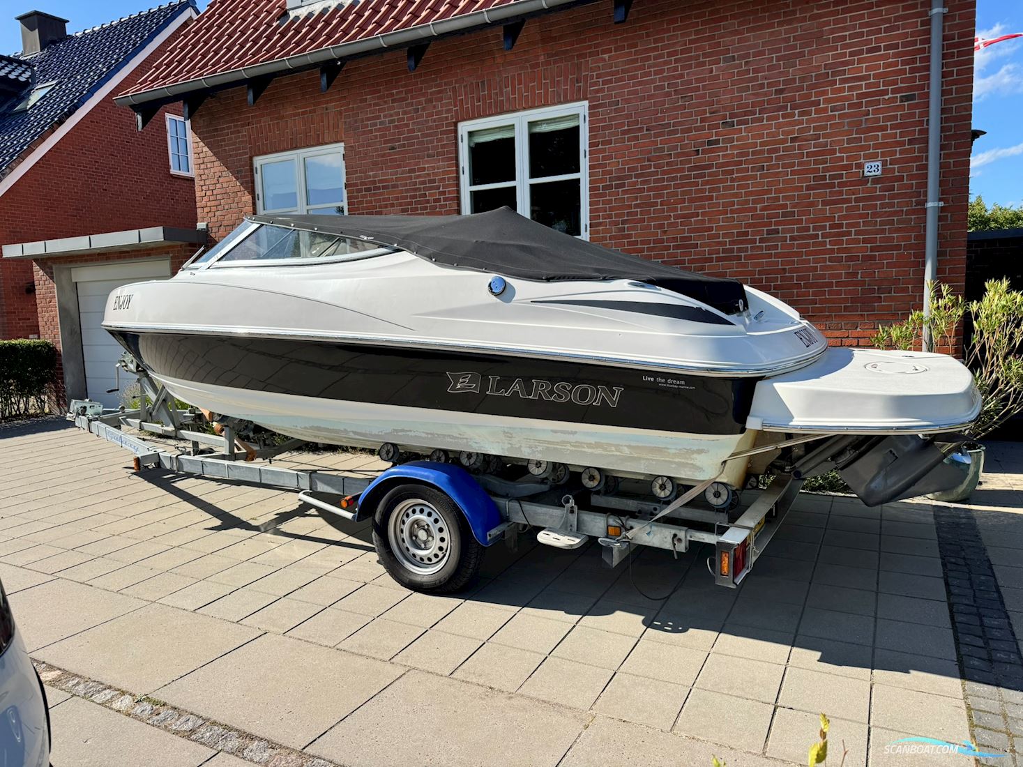 Larson Senza 186 - Bowrider