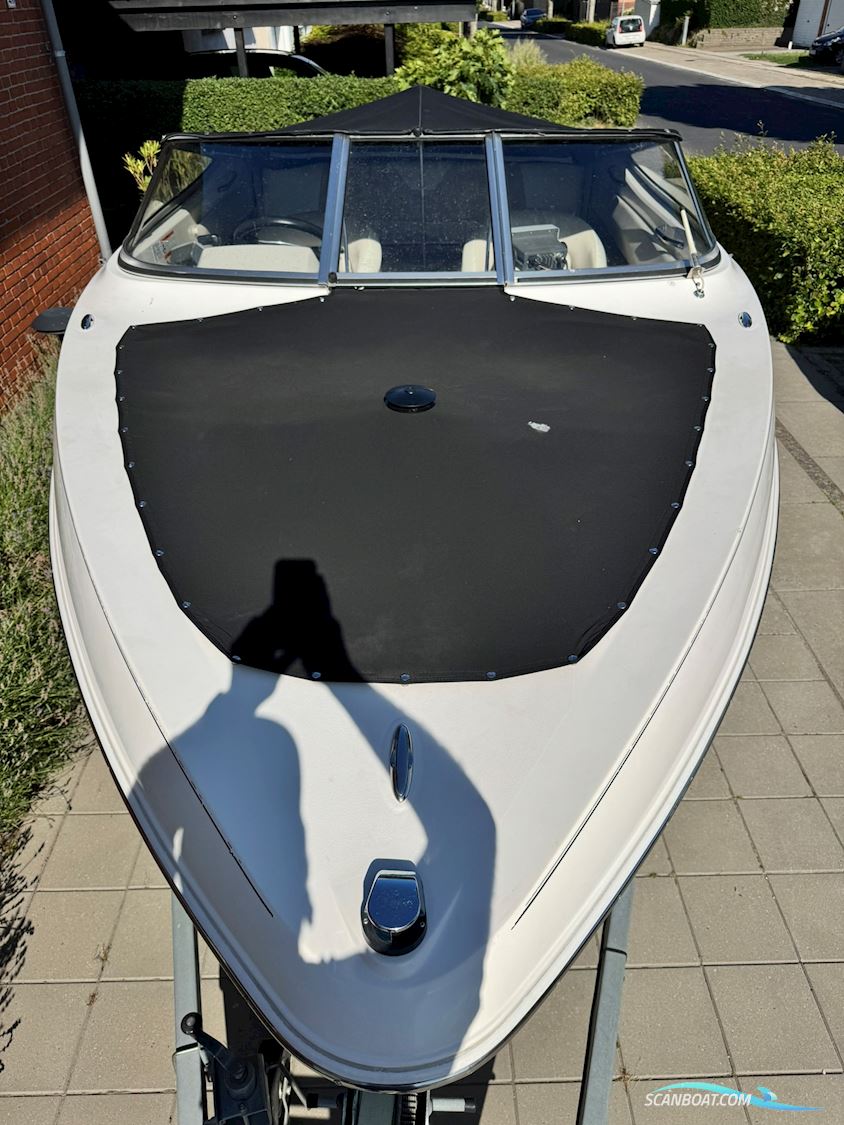 Larson Senza 186 - Bowrider