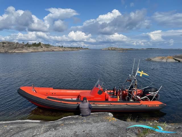 Rib Tornado 850 Multipurpose Speedbåd 2013, med Suzuki motor, Sverige