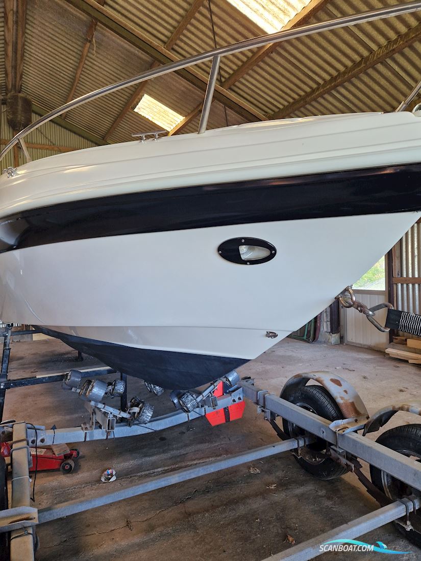 Rinker 232 Captiva
