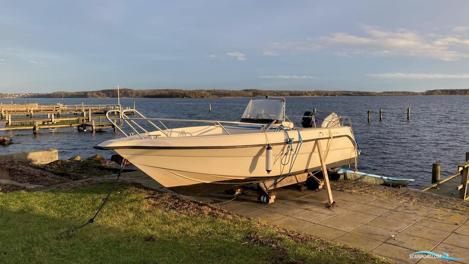 Uttern 5402 Speedbåd 1997, med Mariner motor, Danmark