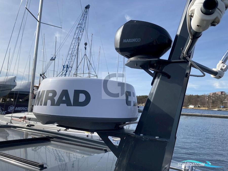 XO Boats Explr 10S+ Front Cabin